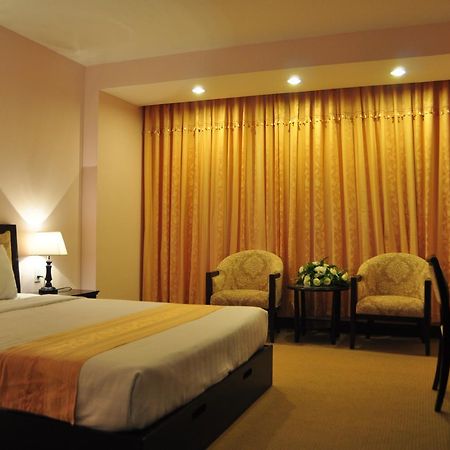 Dong Kinh A Hotel Ho Şi Min Exterior foto