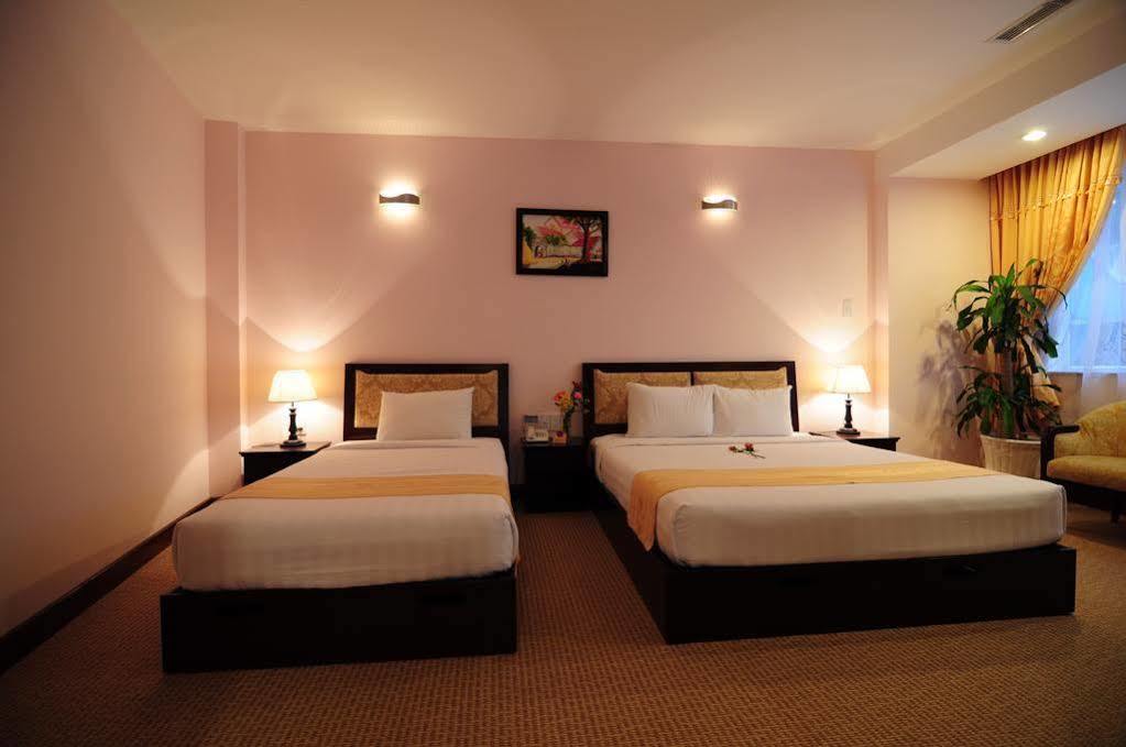Dong Kinh A Hotel Ho Şi Min Exterior foto